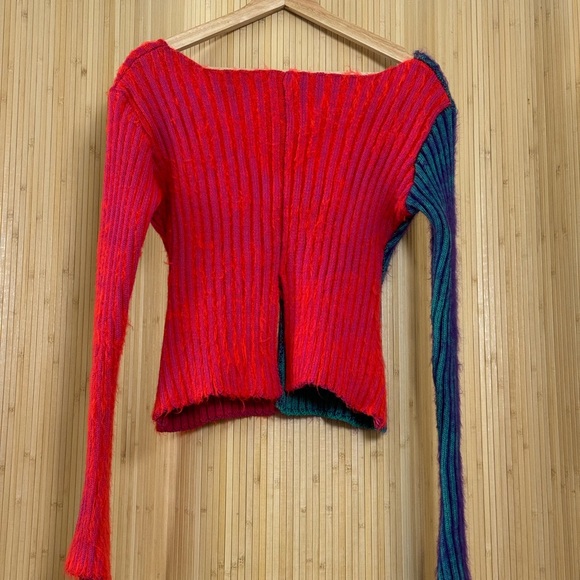 AGR Color Block Sweater - Picture 2 of 4